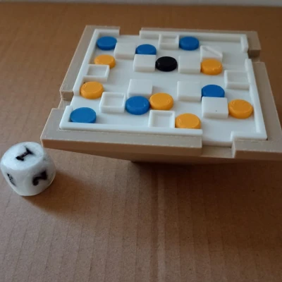 Mô hình 3D trò chơi Tipsy