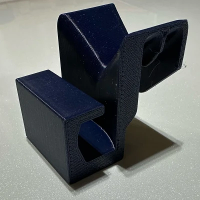 Móc Treo Túi Pickleball Lên Hàng Rào