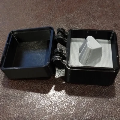 Hộp Nhẫn Trái Tim Đơn Giản