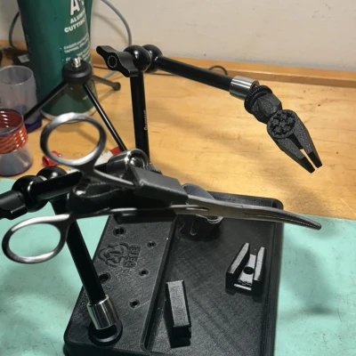 Kìm 3 Càng "Not F'ing Around"