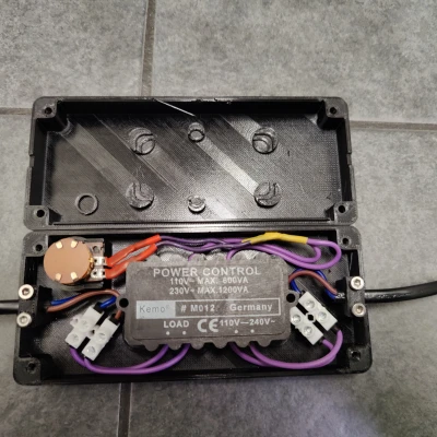 Hộp Điều Khiển Kemo Power Control (M012)