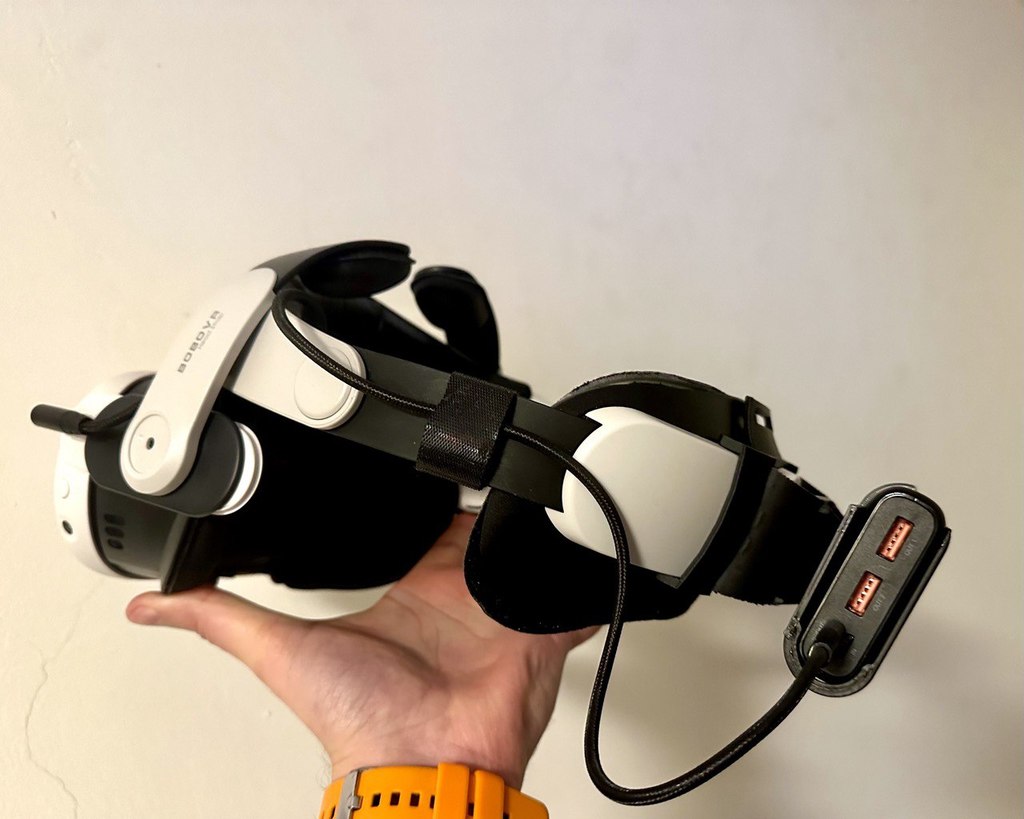 Giá đỡ sạc dự phòng BoboVR cho Quest 3
