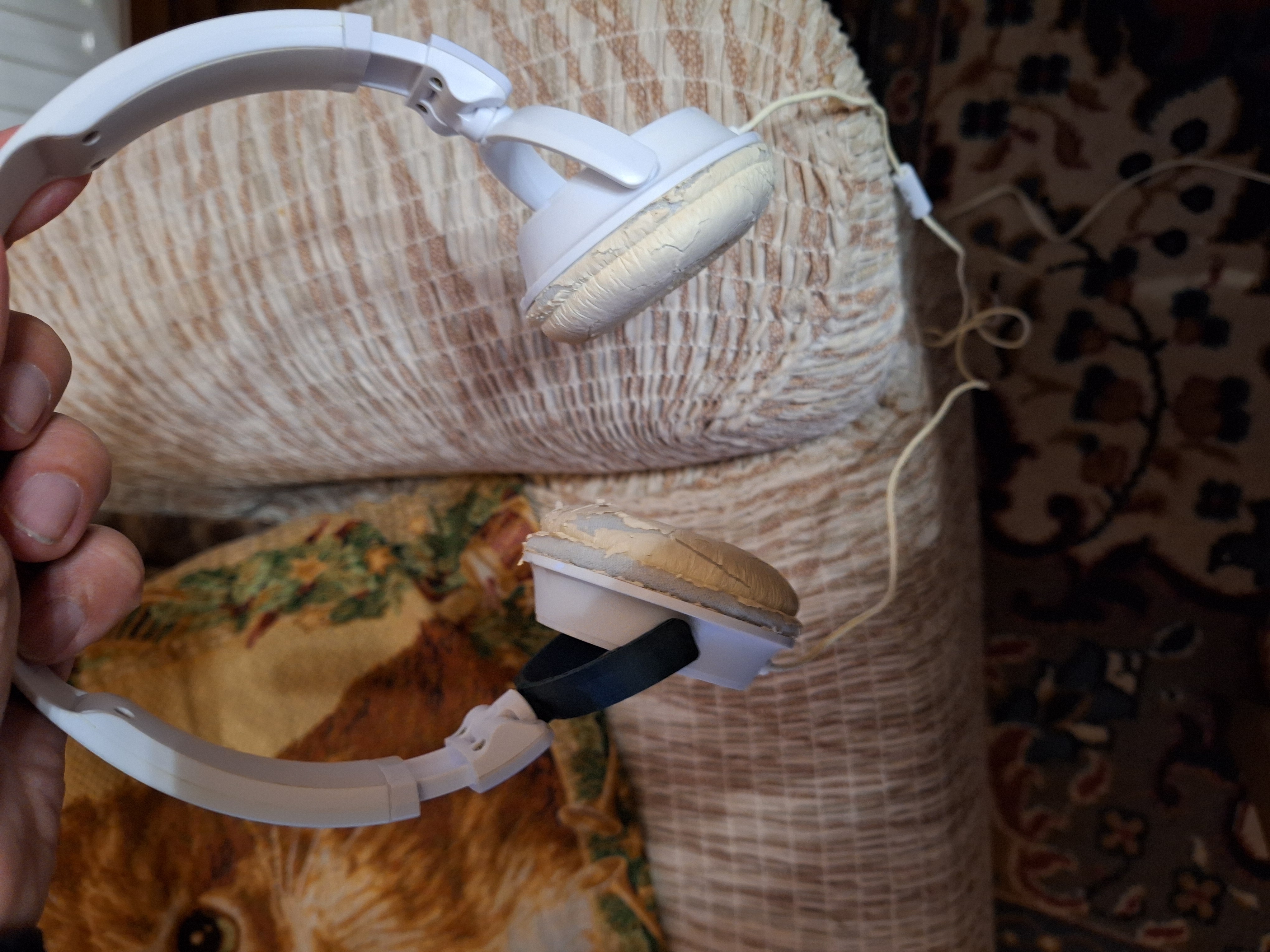 Sửa Gọng Tai Nghe Philips Bị Gãy