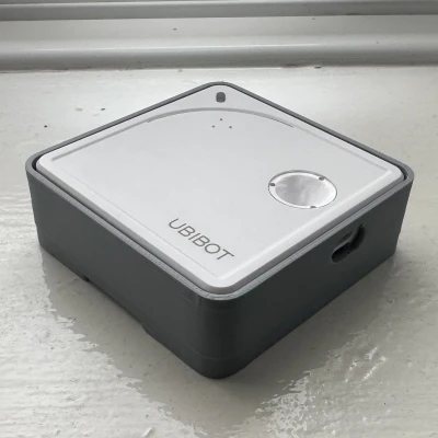 Hộp hoặc Giá Đỡ Gắn Tường Ubibot WS1