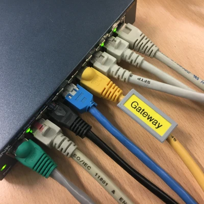 Giá đỡ nhãn cáp Parametric cho cáp Ethernet, mạng, USB, PC, dây nguồn, v.v.