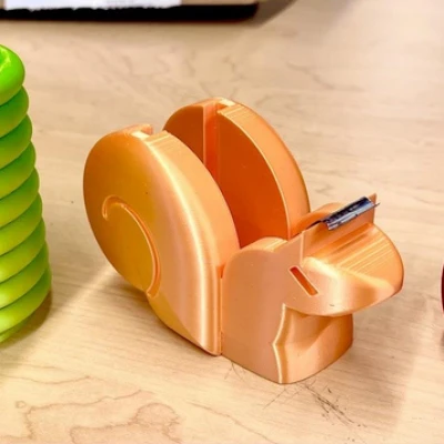 Mấy bé chuột trên bàn làm việc!