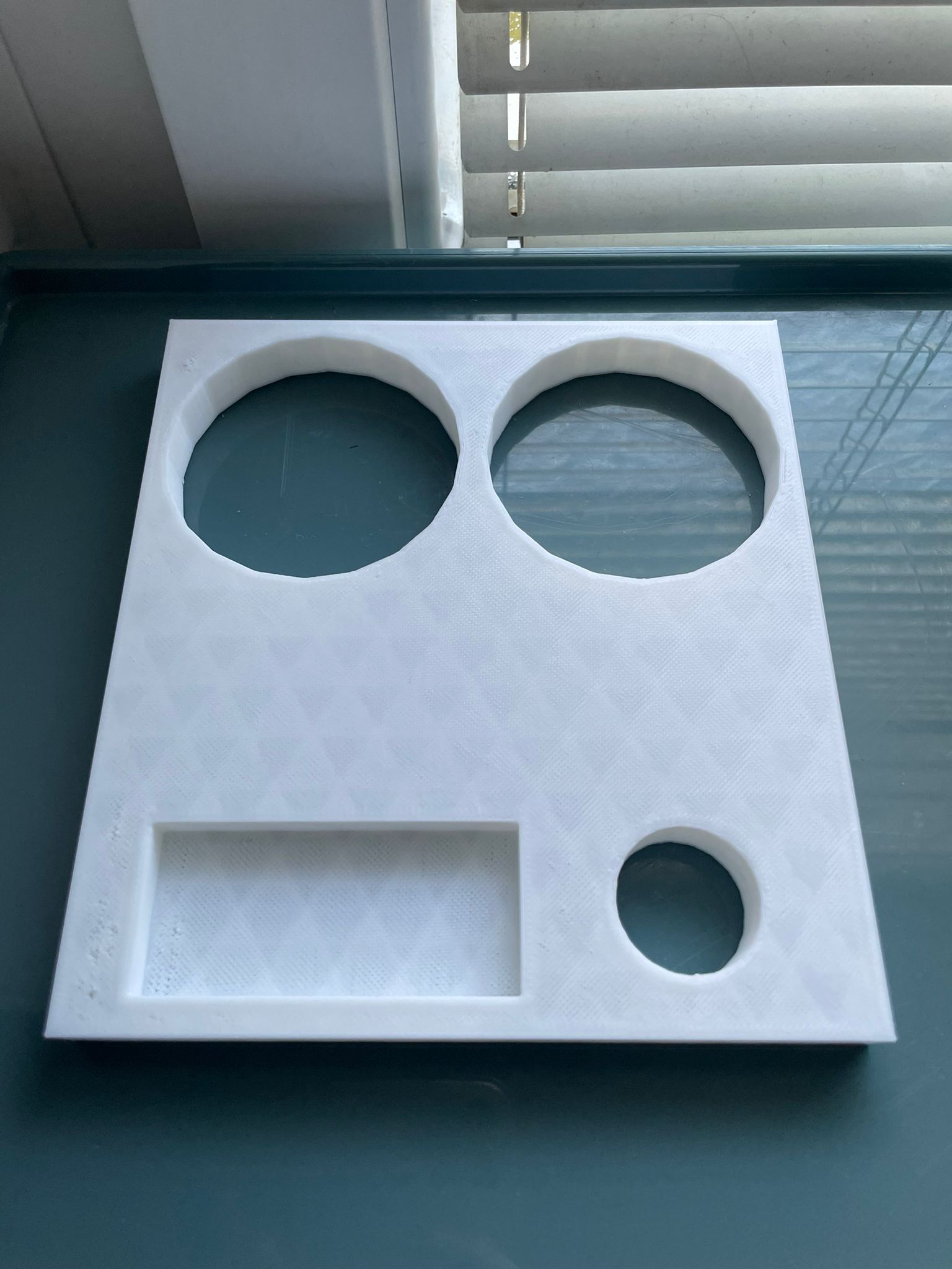 Kệ Đựng Kính Áp Tròng