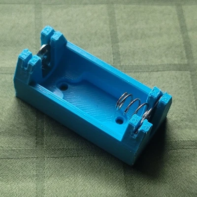 Hộp đựng pin 16340