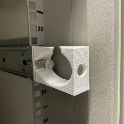 Pat Dẫn Cáp Cho Ray Gắn Tủ Rack Arista 19" 1U