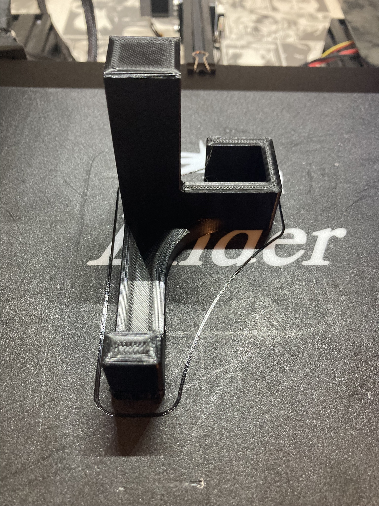 Móc Treo Túi/Ba Lô Lên Bàn Làm Việc