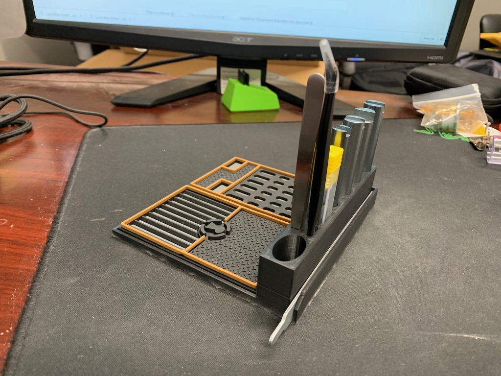 Trạm Gỡ Lõi Khóa Lock Pick Gutting Station