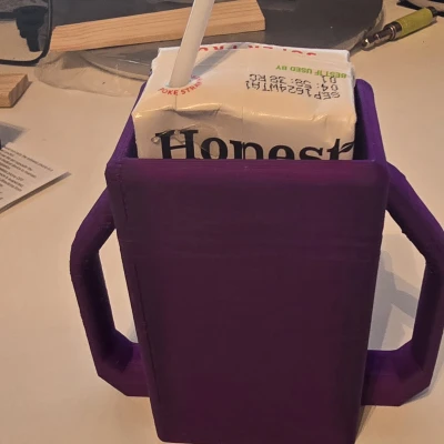 Kệ đựng Hộp Nước ép Honest Kids