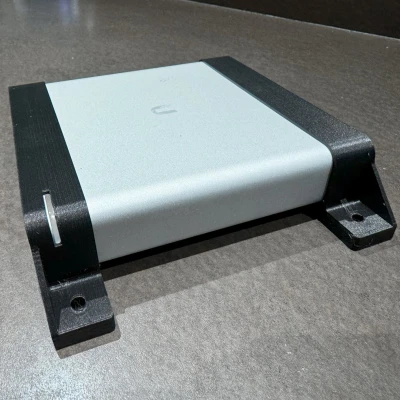 Giá đỡ Ubiquiti Unifi Cloud Key G2+ - bản sửa mượt