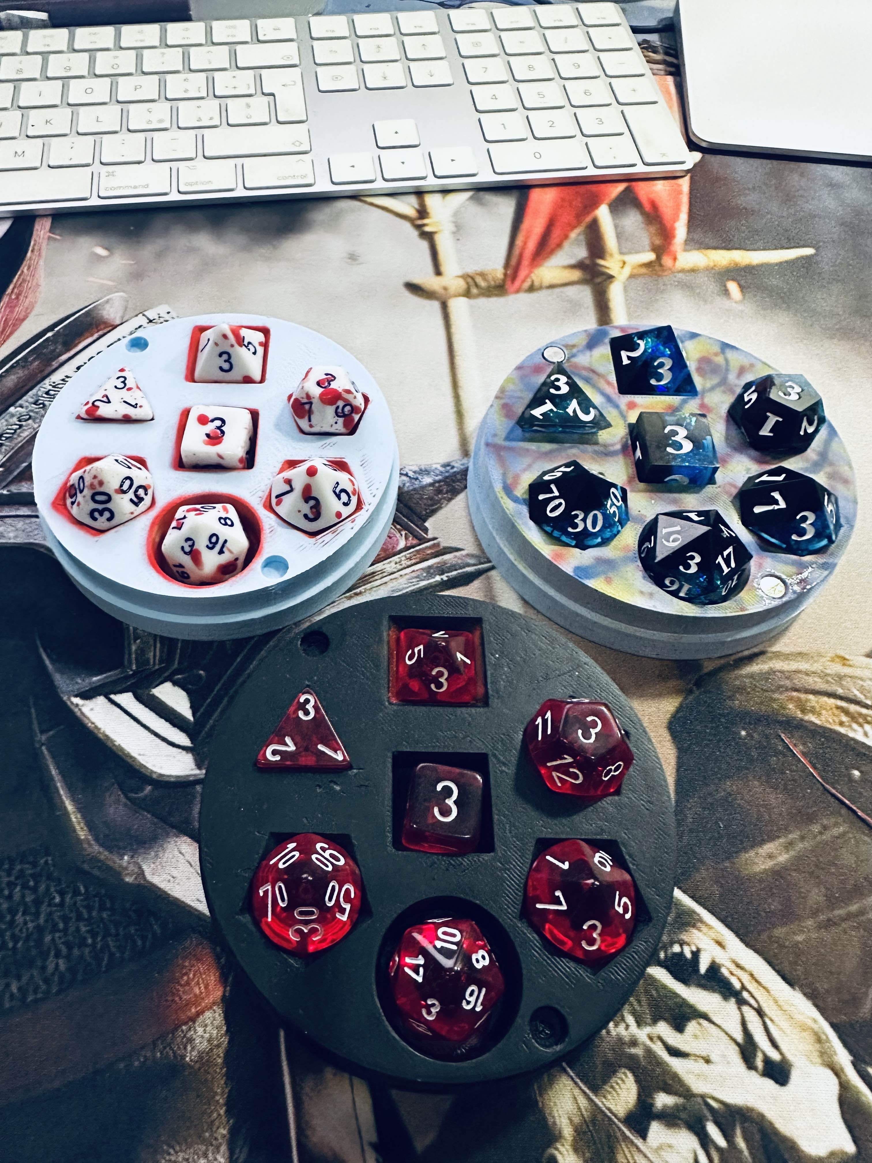 Hộp Đựng Xúc Xắc