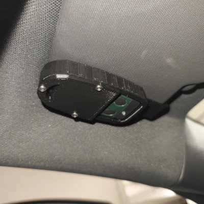 Vỏ Remote Cardin S449 Gắn Tấm Che Nắng Xe Hơi