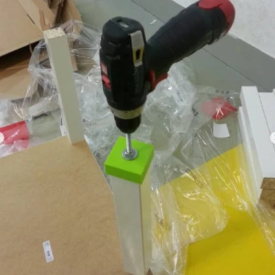 Dụng cụ hỗ trợ lắp ráp bàn IKEA Lack