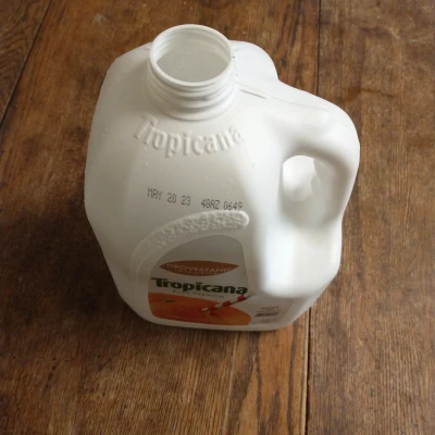 Mô Hình Bình Cam Tropicana Nhựa HDPE Trắng 128 fl oz