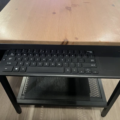 Giá đỡ bàn phím FJALLBO