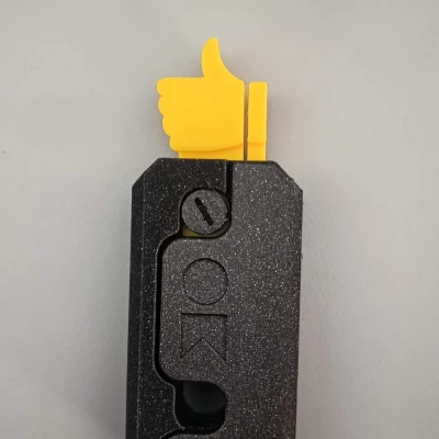 Dao găm trọng lực Circle game giống thật