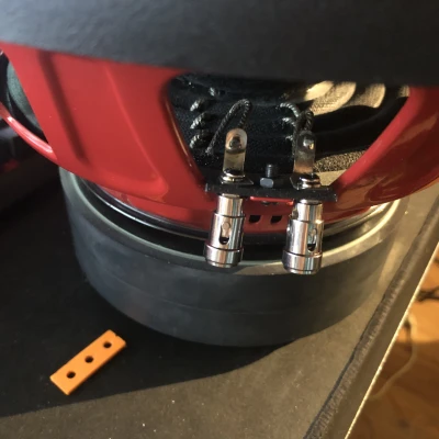 Đế Giữ Cọc Ghim Loa Subwoofer Thay Thế