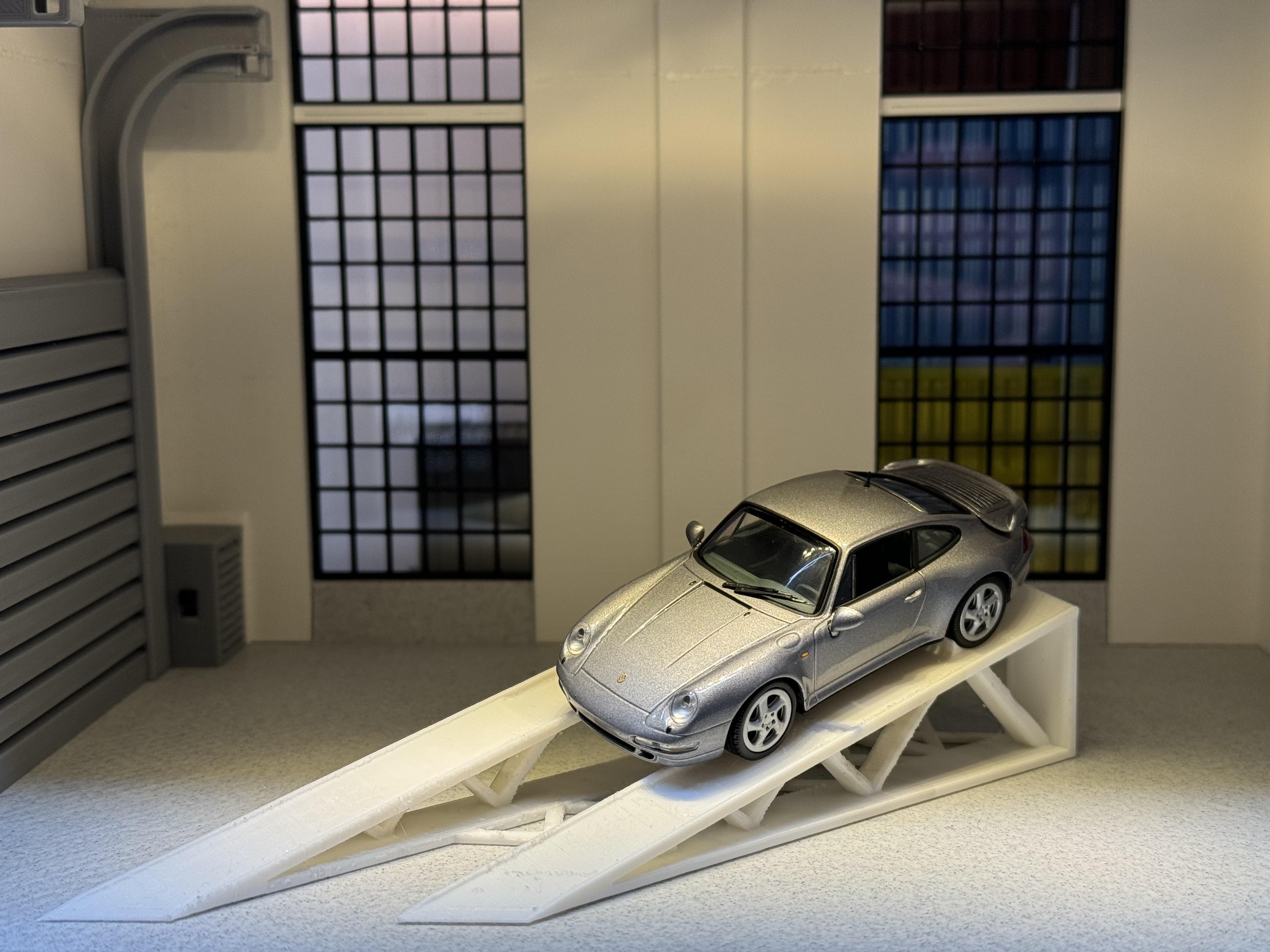 Ramp Trưng Bày Mô Hình Tỉ Lệ 1:43 Góc 13º