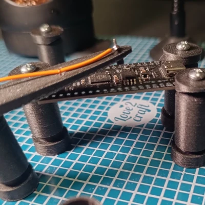 Kẹp PCB và Hỗ trợ Hàn Lò Xo Nam Châm