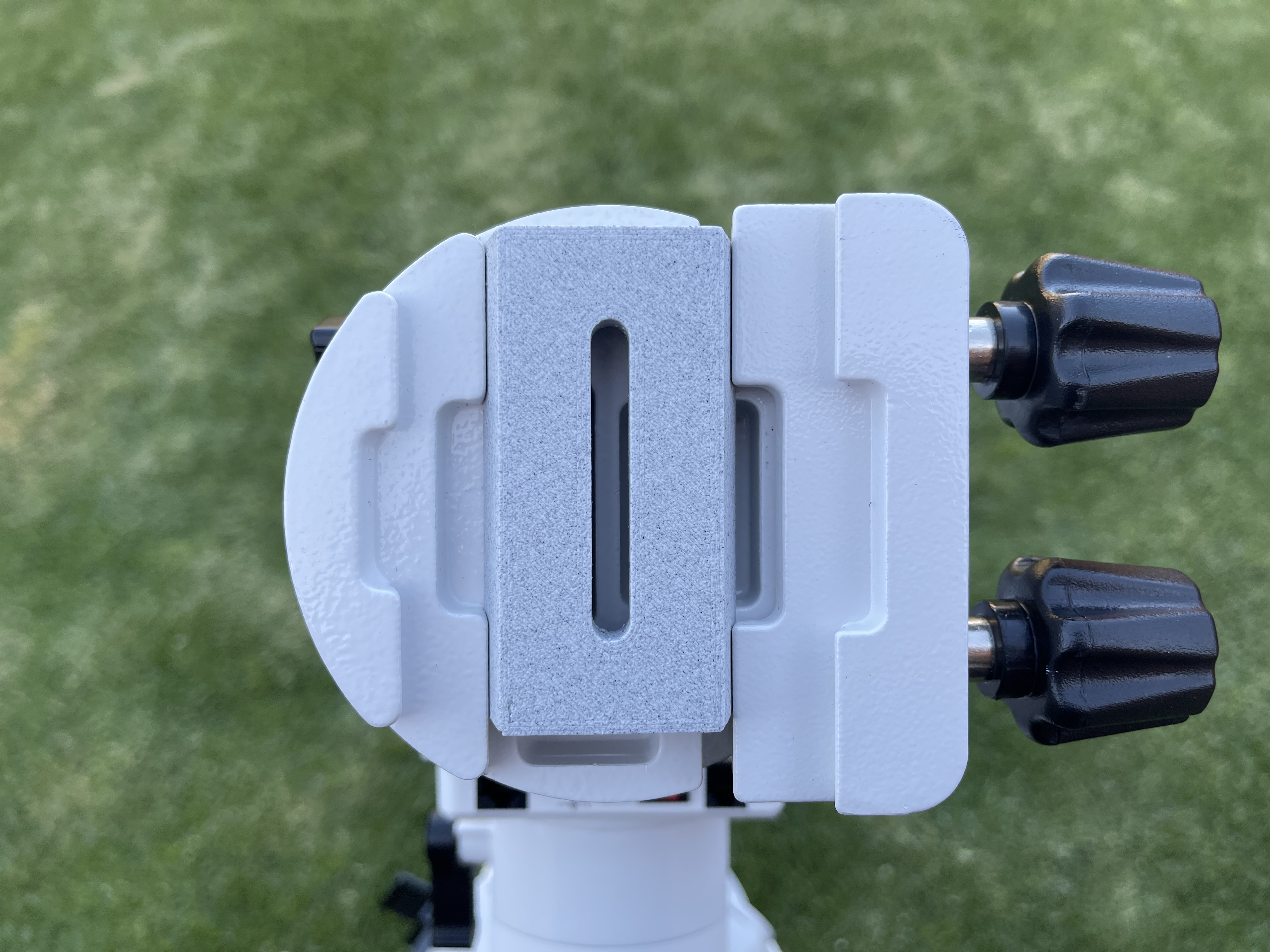 Giá Gắn Máy Ảnh Đuôi Én Cho Kính Thiên Văn