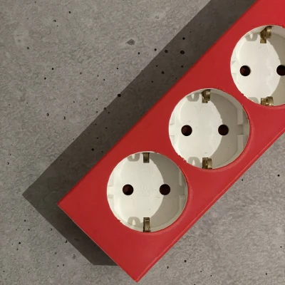 Vỏ Ổ Cắm Điện