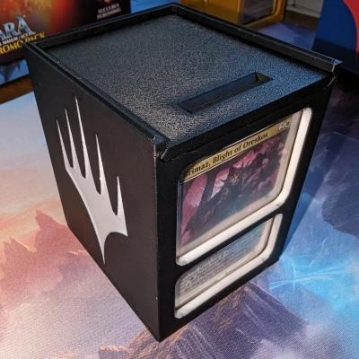 Hộp Commander MtG 1/2 Màu