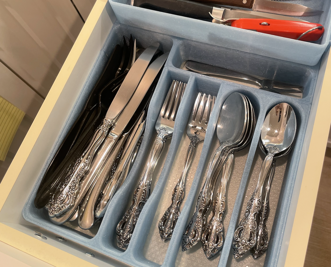 Khay Chia Ngăn Kéo Bếp Tùy Chỉnh