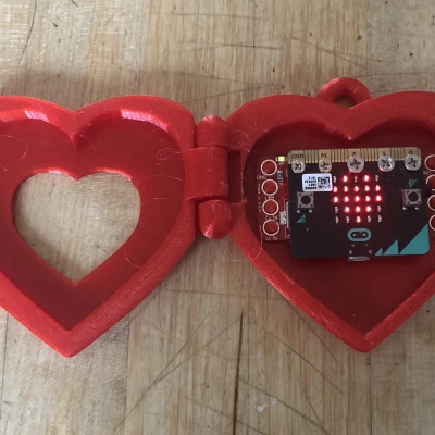 Mặt dây chuyền Hình Trái Tim cho micro:bit