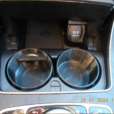 Cốc đựng ly cho Mercedes W205; W213; X253