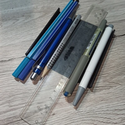 Hộp đựng bút, viết, đồ dùng văn phòng (dẹp)