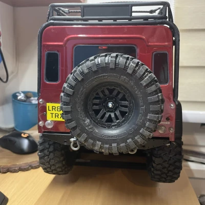 Giá Đỡ Lốp Dự Phòng Traxxas TRX4 Defender Được Thiết Kế Lại