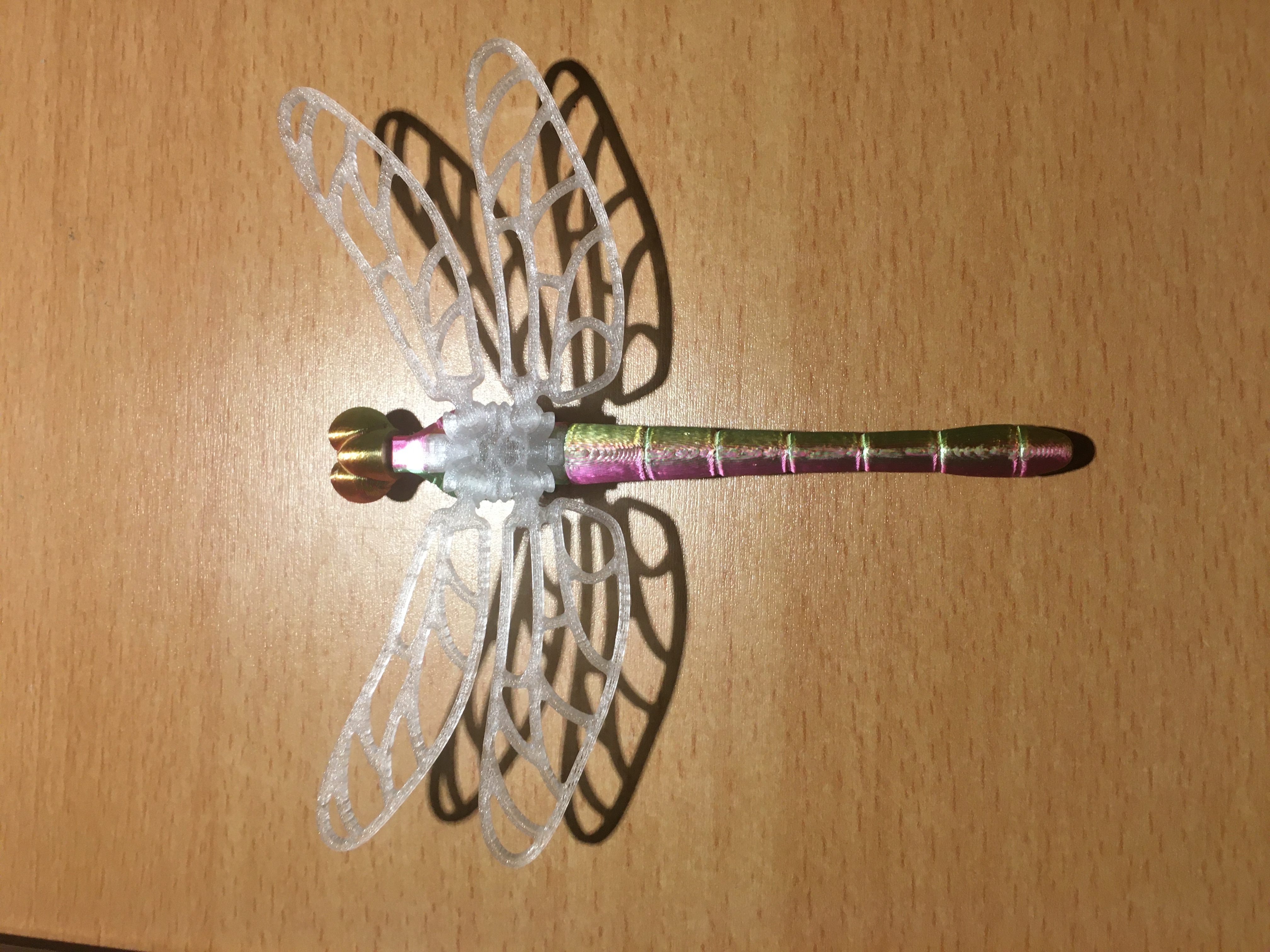 Gốc cánh PETG và thân PLA cho Voronoi Dragonfly