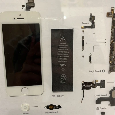 Mô Hình Pin iPhone 5 Giả Lập