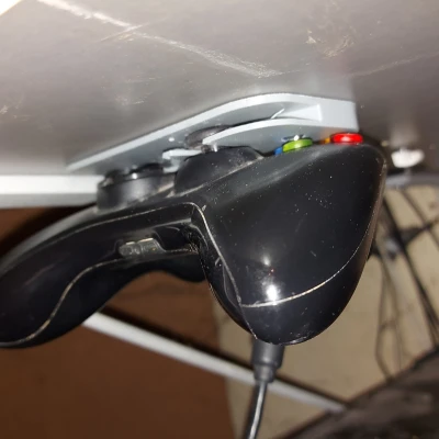 Giá đỡ tay cầm X-Box