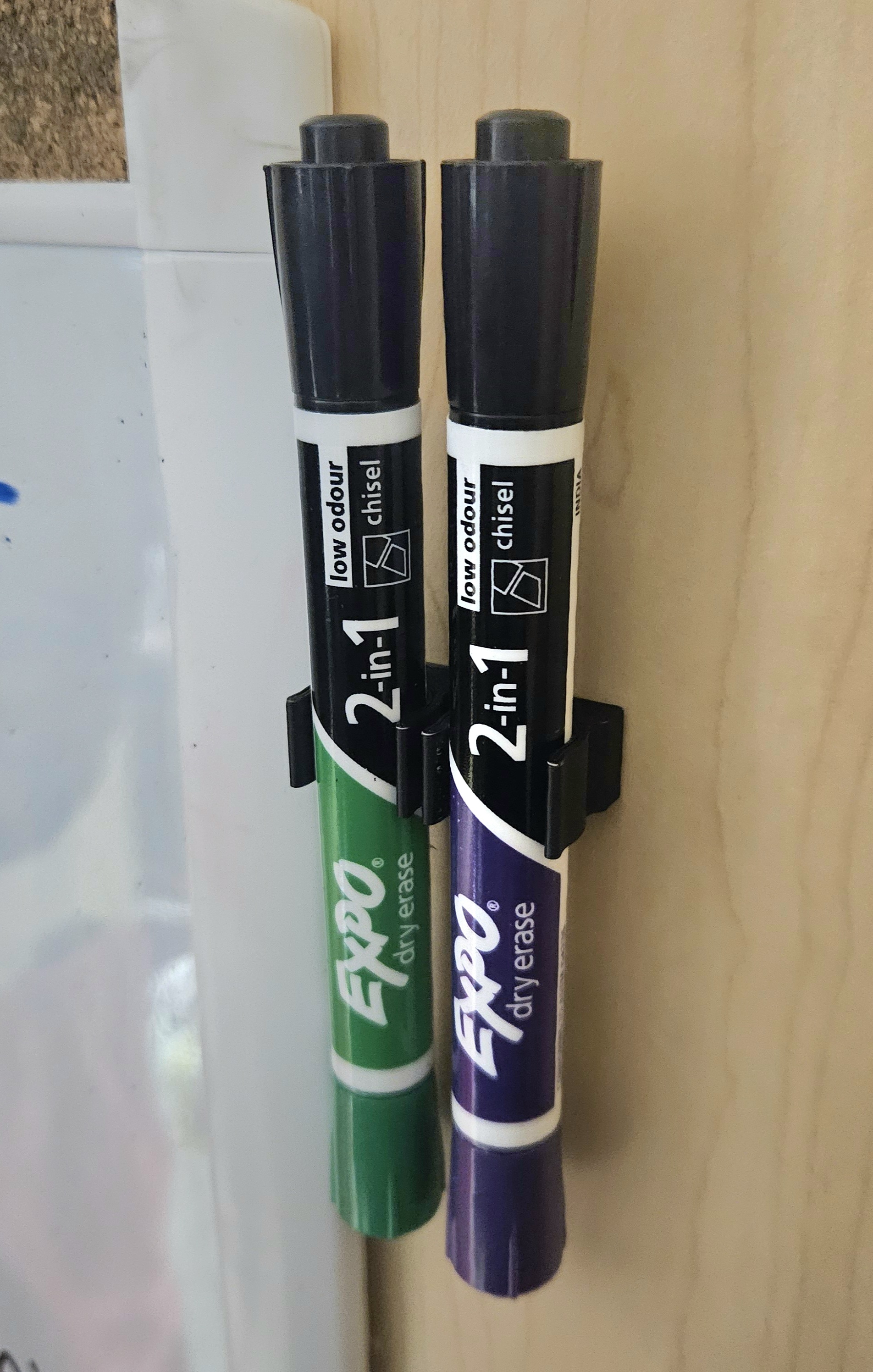 Giá Đỡ Bút Expo 2-in-1