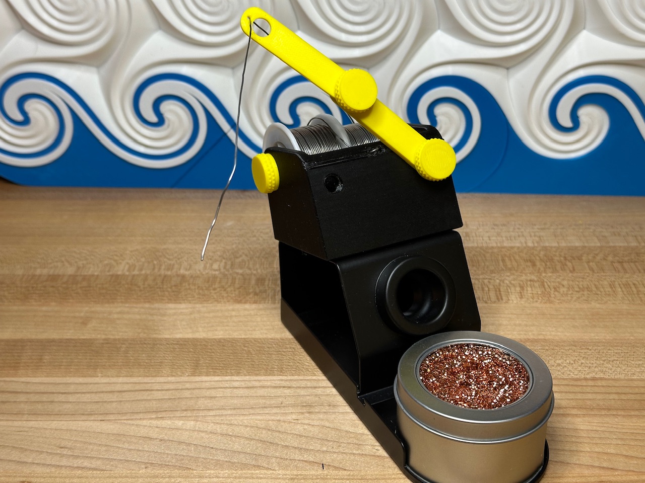 Giá Đỡ Thiếc Hàn Tiện Lợi