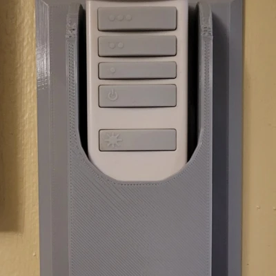 Hộp Đựng Tiện Lợi và Giá Treo Remote