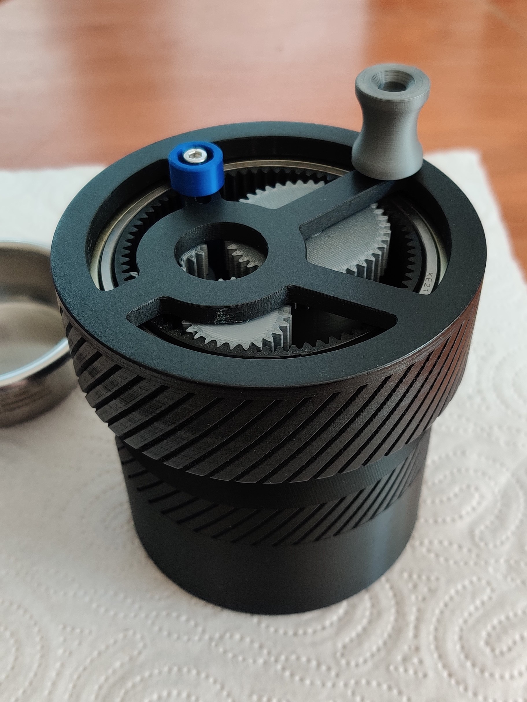 Dụng cụ WDT kiểu Spirograph Cải Tiến Có Vòng Bi