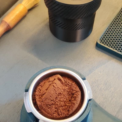 Dụng cụ WDT kiểu Spirograph Cải Tiến Có Vòng Bi