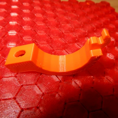 Giá đỡ điện thoại Celularline cho xe đạp