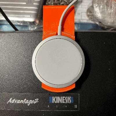 Khuôn kẹp sạc MagSafe cho bàn phím Kinesis Advantage 2