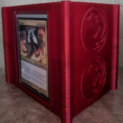 Magic: The Gathering - Hộp Bài Commander Có Biểu Tượng Mana