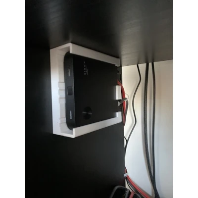 Giá treo tường Arris VIP5202 (Hộp giải mã KPN 2021)