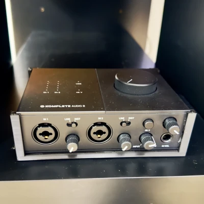 Giá Đỡ Komplete Audio 2