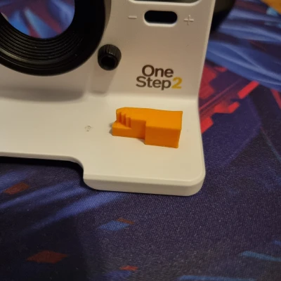 Sửa Ống Kính Máy Ảnh Polaroid One Step 2 Bị Hỏng