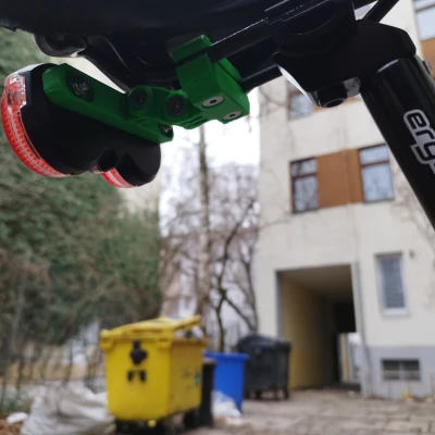 Giá đỡ đèn xe đạp gắn yên tương thích GoPro