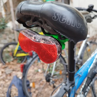 Giá đỡ đèn xe đạp gắn yên tương thích GoPro